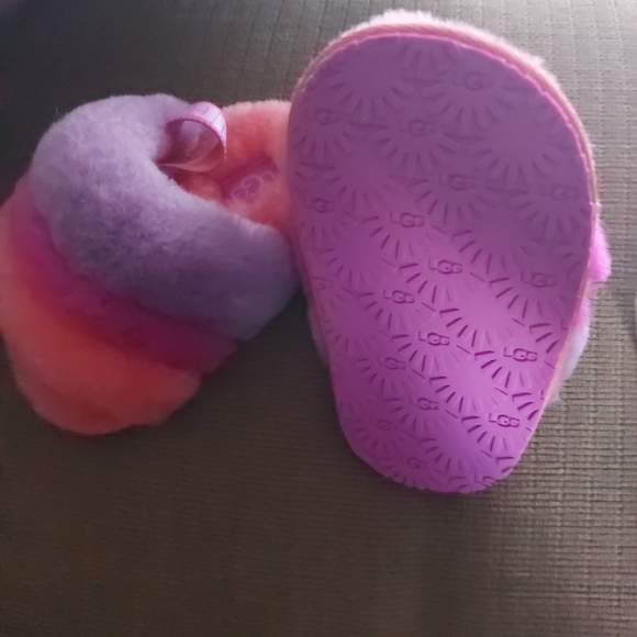 Baby Girl Pink &Purple UGG Sandals - Picture 3 of 3